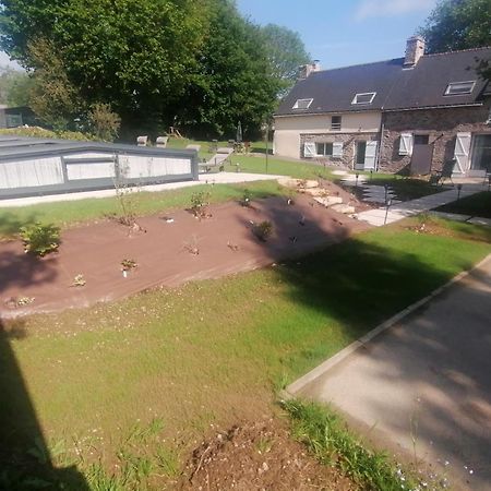 Les Gites De L'Etang De La Foret Brandivy Extérieur photo