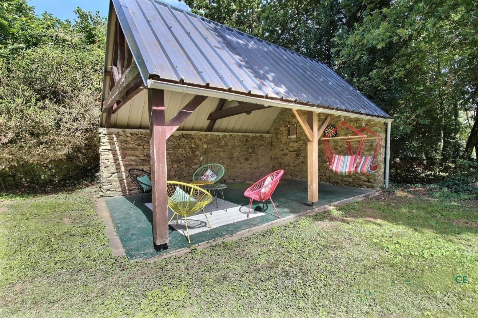 Les Gites De L'Etang De La Foret Brandivy Extérieur photo