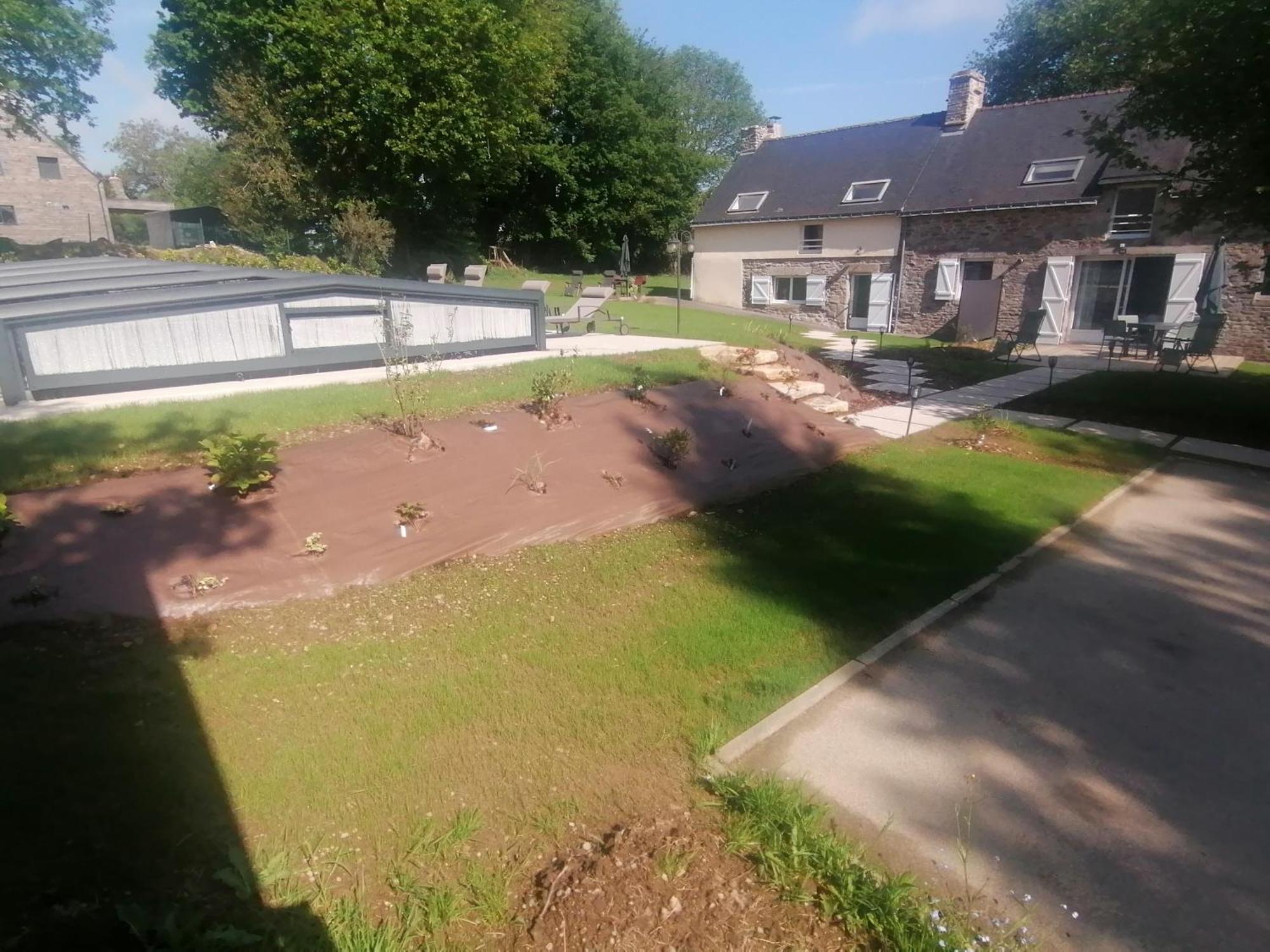 Les Gites De L'Etang De La Foret Brandivy Extérieur photo